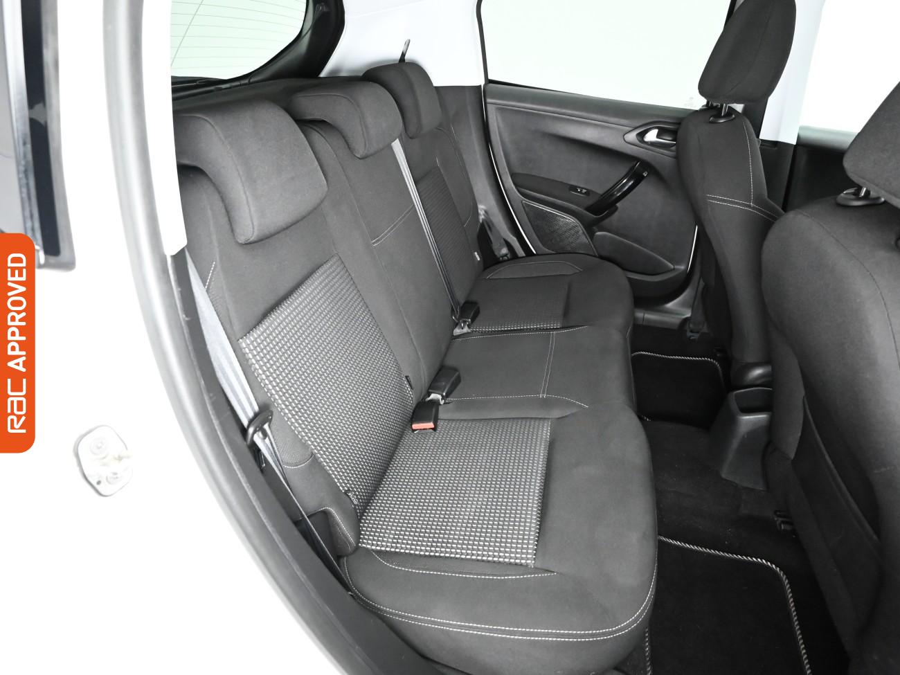 Used Peugeot 208 2019 for sale - 77199599: Photo 13