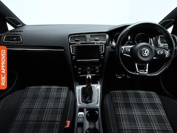 Used Volkswagen Golf 2015 for sale - 76264005: Photo