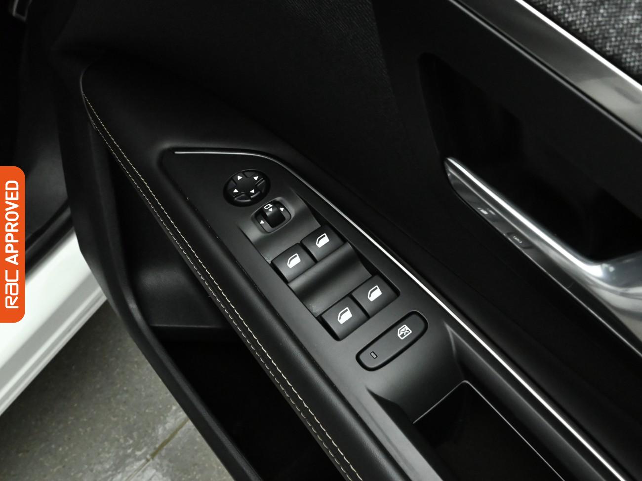 Used Peugeot 3008 2018 for sale - 77604184: Photo 36