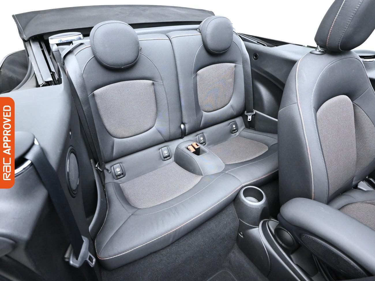 Used MINI Convertible 2019 for sale - 76330712: Photo 12