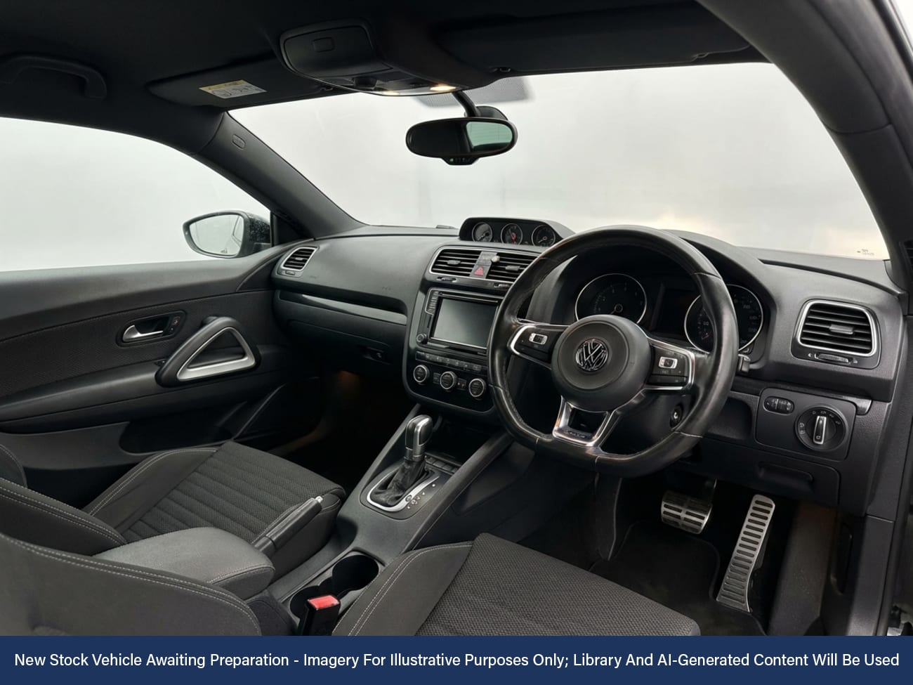 Used Volkswagen Scirocco 2016 for sale - 77443909: Photo 6