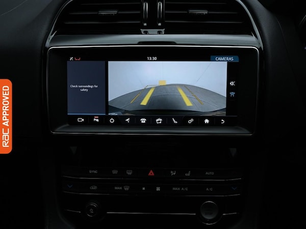 Used Jaguar F-Pace 2020 for sale - 75655447: Photo 17
