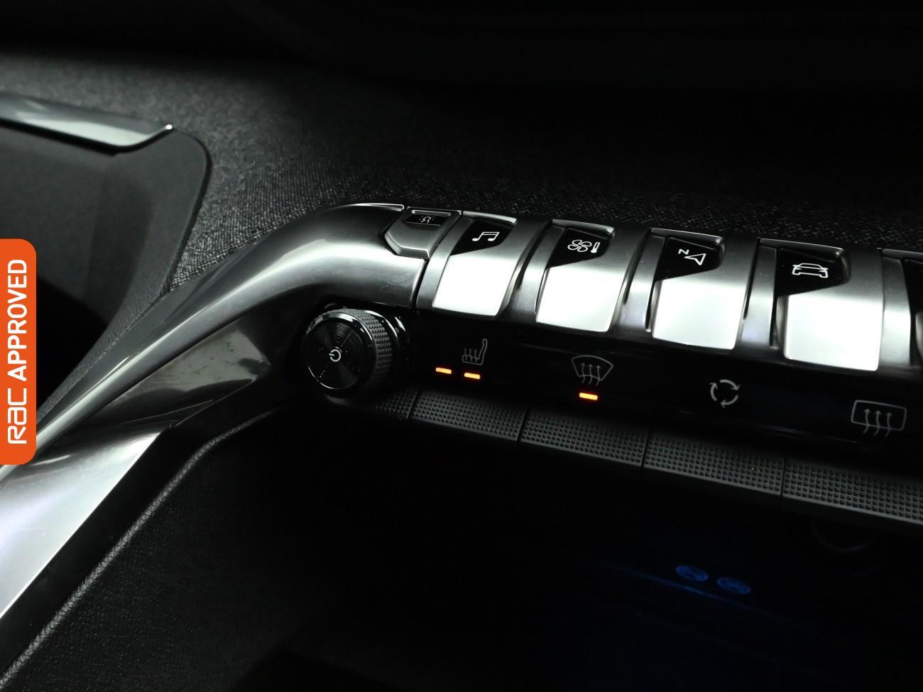 Used Peugeot 3008 2019 for sale - 76863146: Photo 17