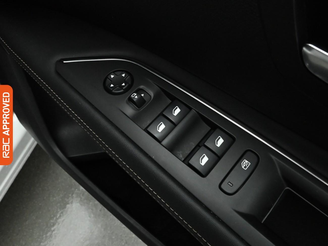 Used Peugeot 3008 2019 for sale - 76863146: Photo 26