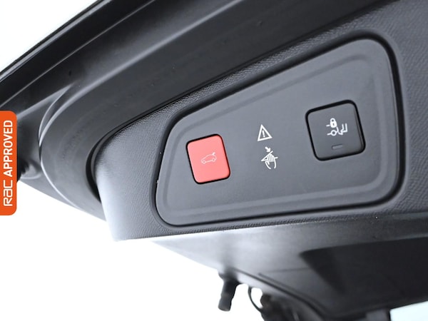 Used Peugeot 3008 2018 for sale - 75536392: Photo 29