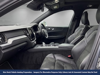 Used Volvo XC60 2018 for sale - 79173029: Photo