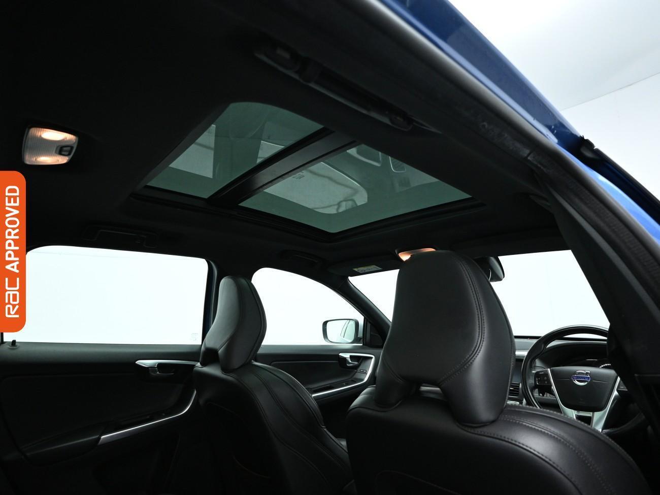 Used Volvo XC60 2016 for sale - 77951771: Photo 3