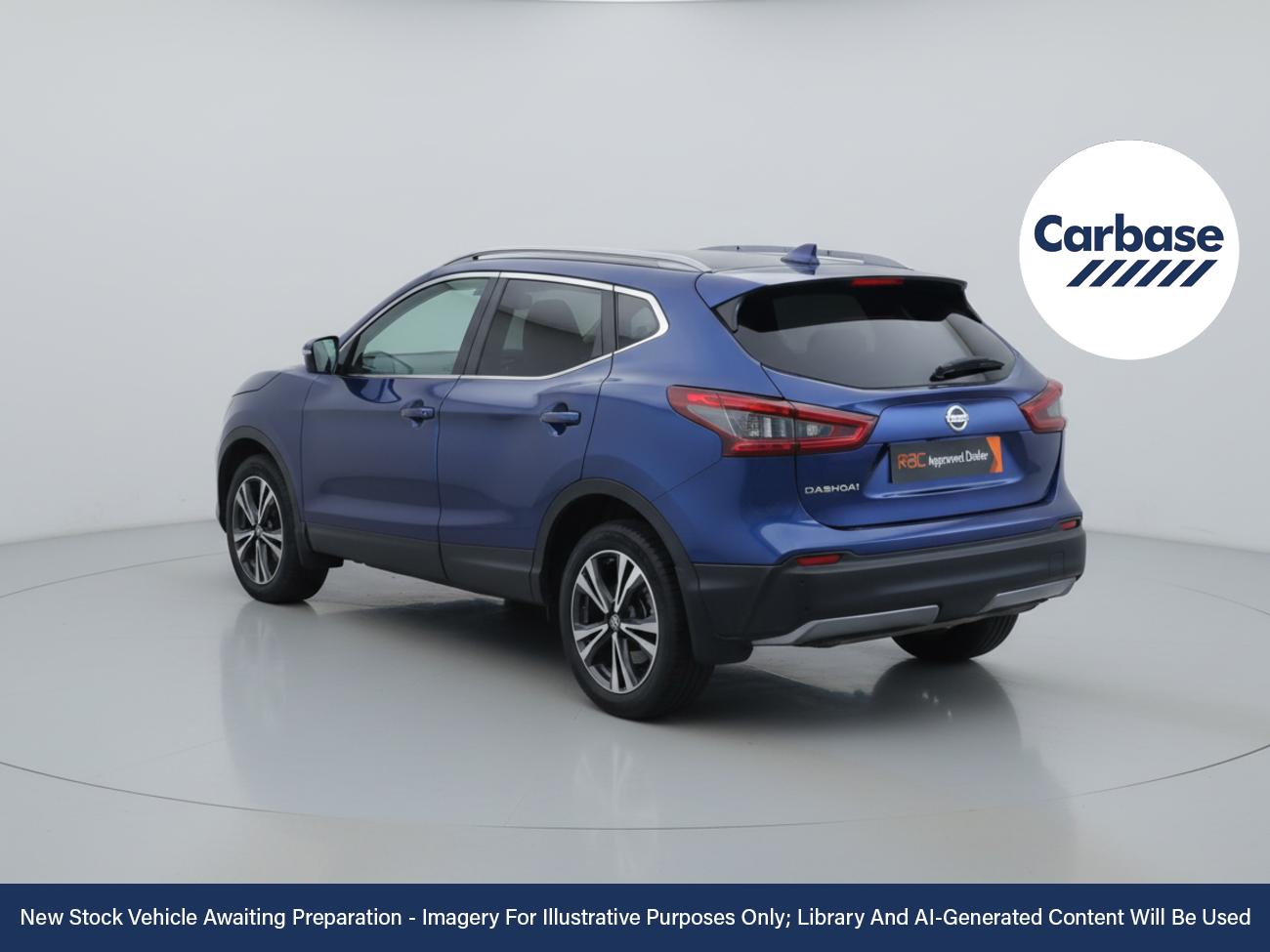 Used Nissan Qashqai 2017 for sale - 76916330: Photo 2