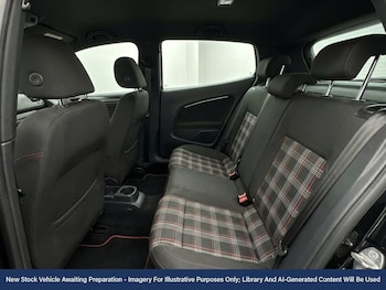 Used Volkswagen Polo 2017 for sale - 77037484: Photo