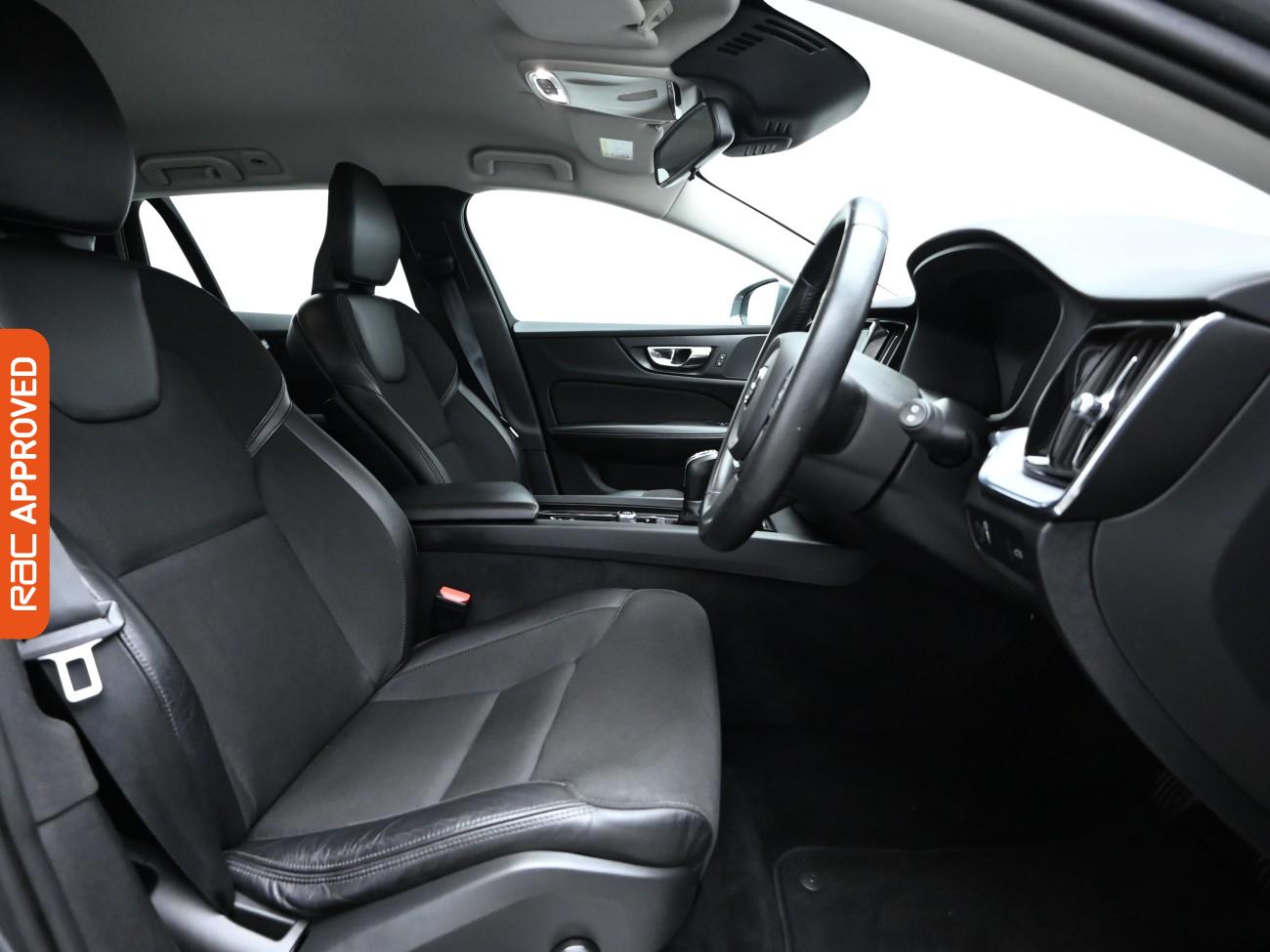 Used Volvo V60 2019 for sale - 76649092: Photo 12