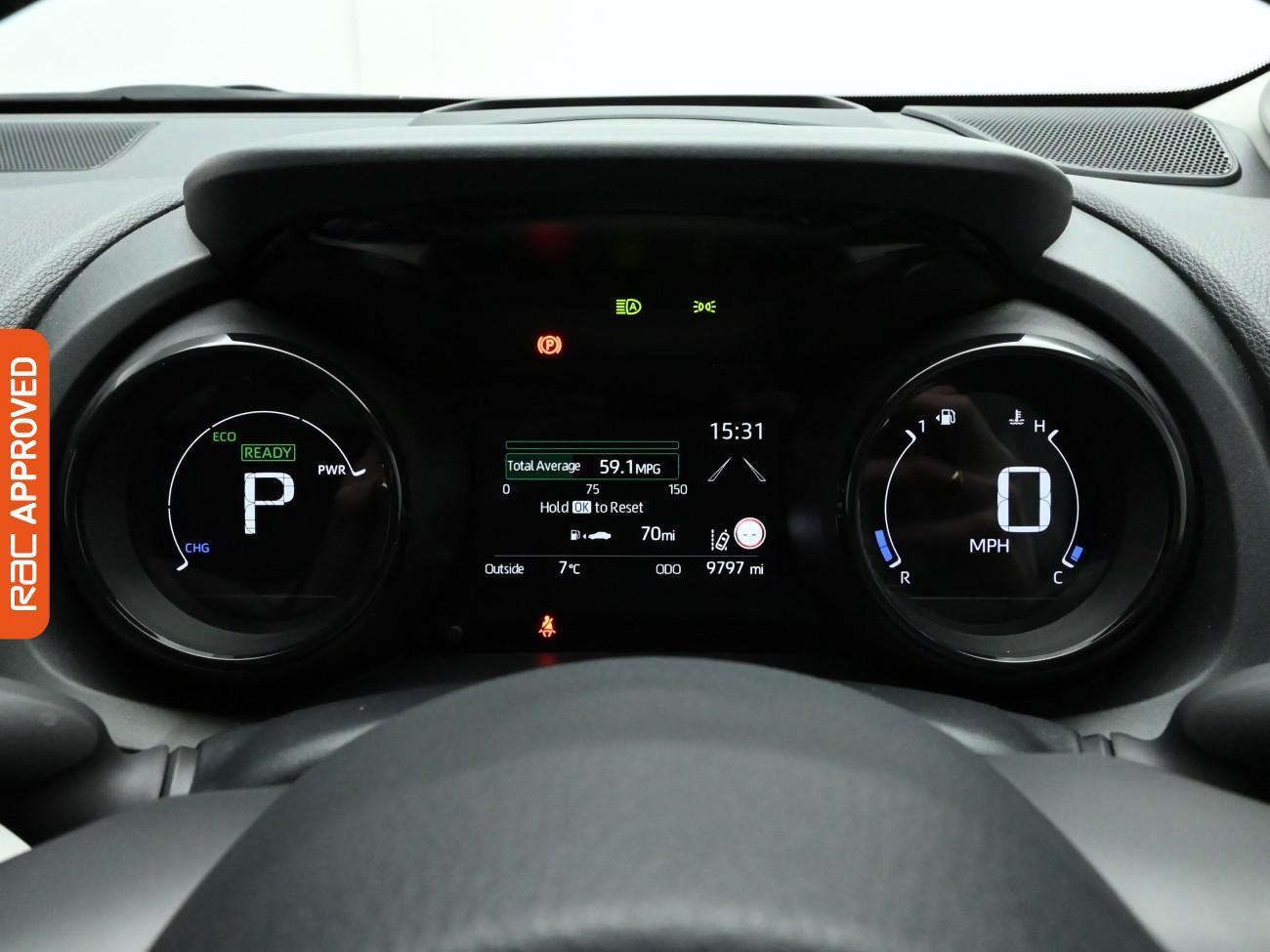 Used Toyota Yaris 2022 for sale - 77211527: Photo 11