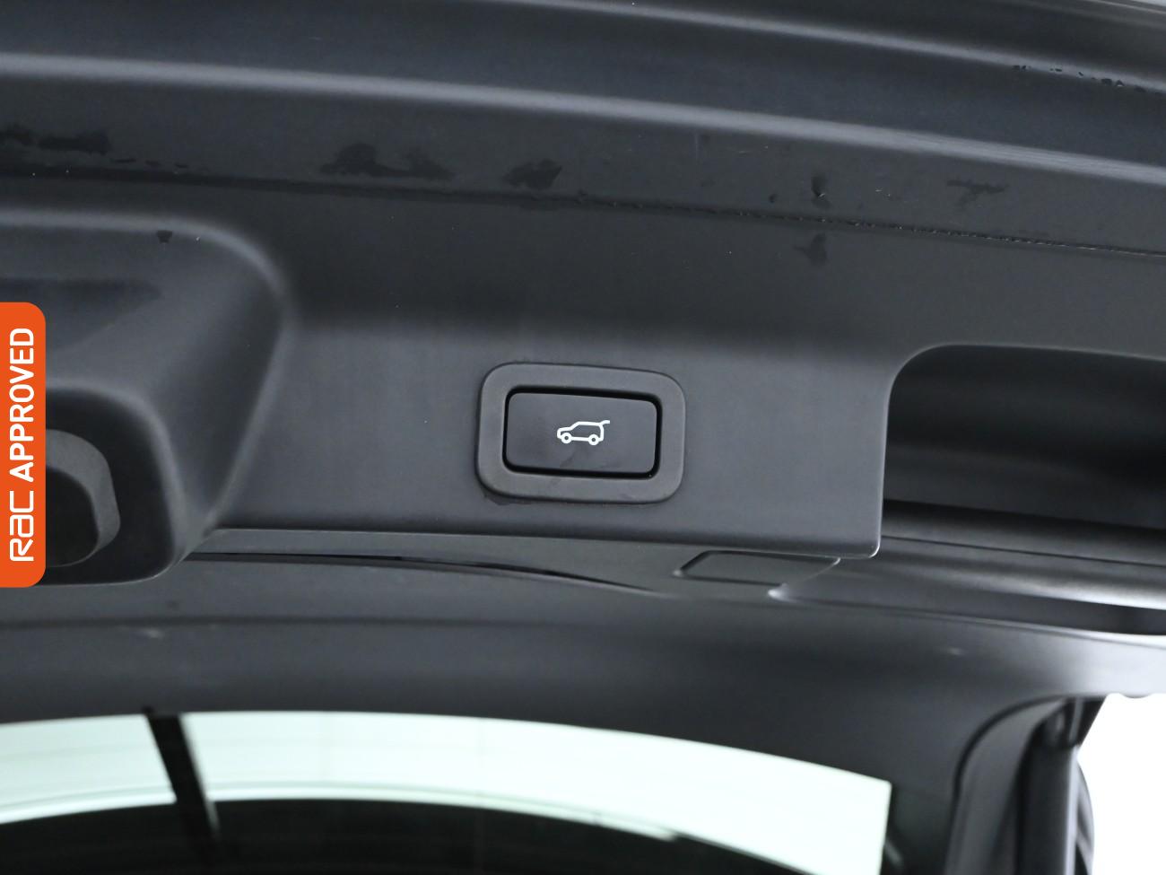 Used Jaguar F-Pace 2018 for sale - 77557415: Photo 14