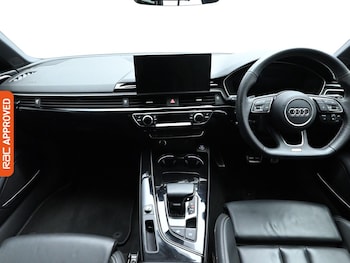 Used Audi A4 Avant 2023 for sale - 75898382: Photo