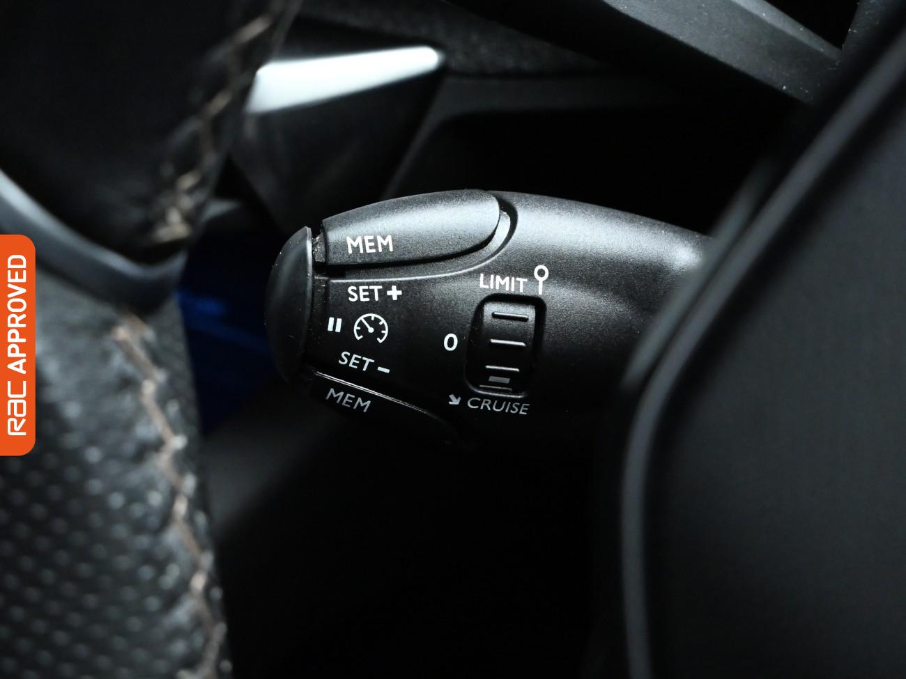 Used Peugeot 3008 2019 for sale - 76324008: Photo 23
