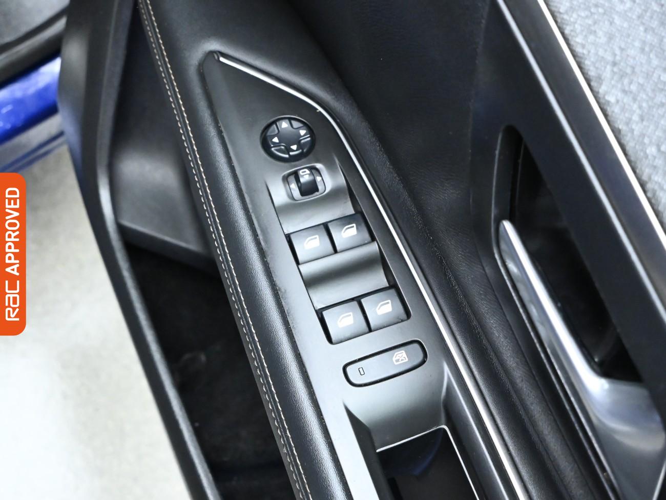 Used Peugeot 3008 2019 for sale - 76324008: Photo 26