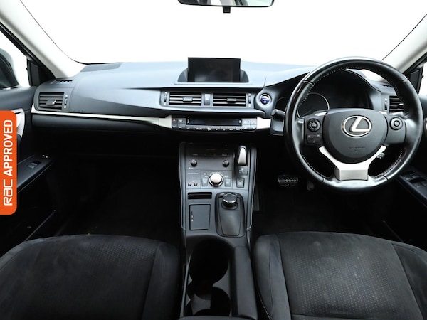 Used Lexus CT 2017 for sale - 76004955: Photo 2