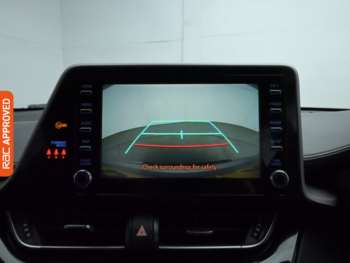 Used Toyota C-HR 2021 for sale - 74741566: Photo