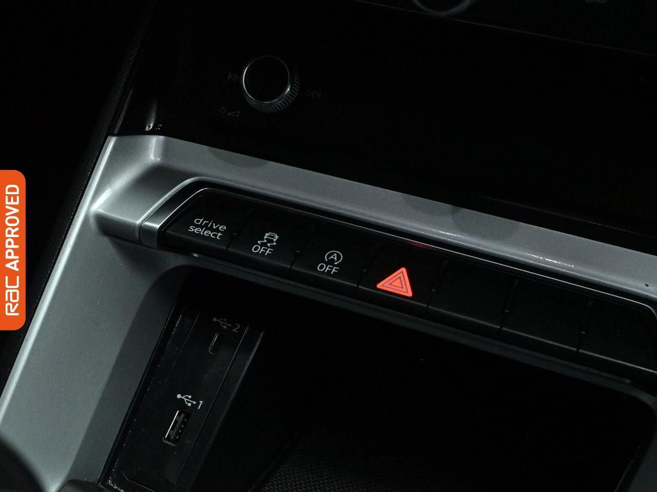 Used Audi Q3 2019 for sale - 77951760: Photo 21