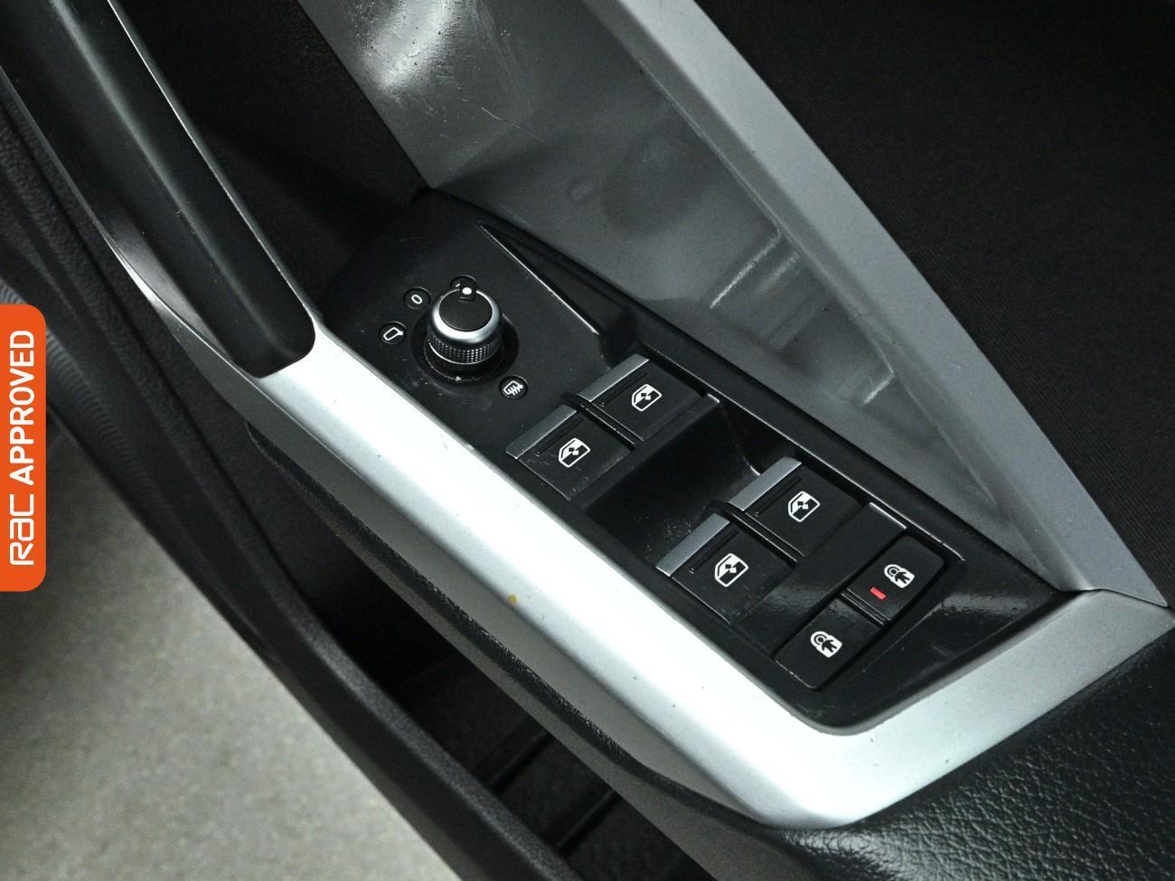 Used Audi Q3 2019 for sale - 77951760: Photo 24