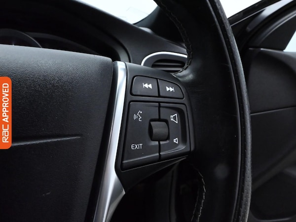 Used Volvo V40 2016 for sale - 75582680: Photo 21