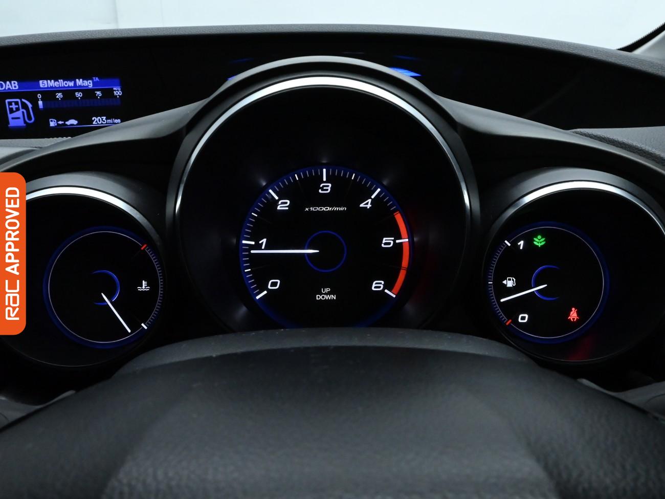 Used Honda Civic 2016 for sale - 76156472: Photo 11