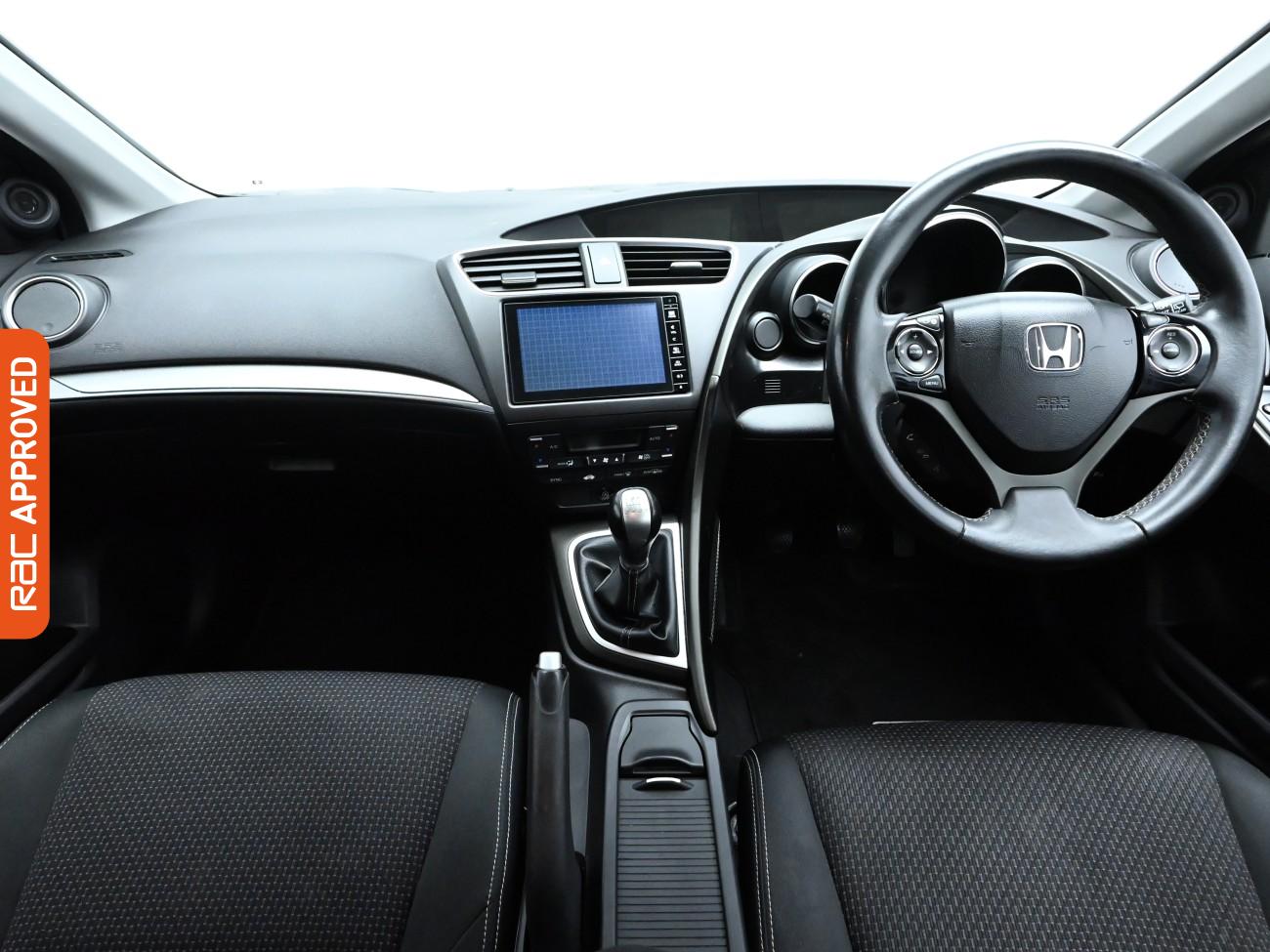 Used Honda Civic 2016 for sale - 76156472: Photo 2