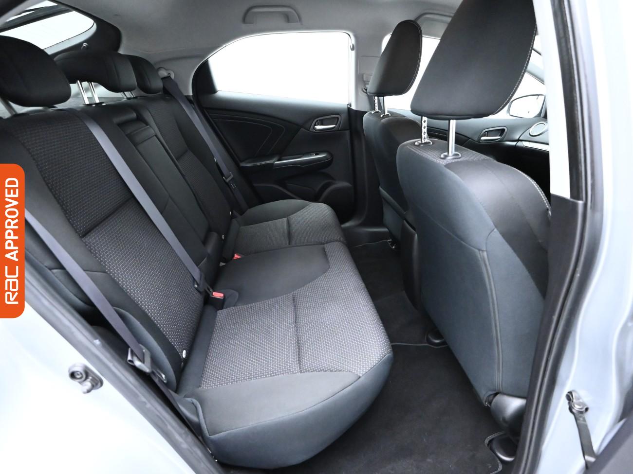 Used Honda Civic 2016 for sale - 76156472: Photo 27