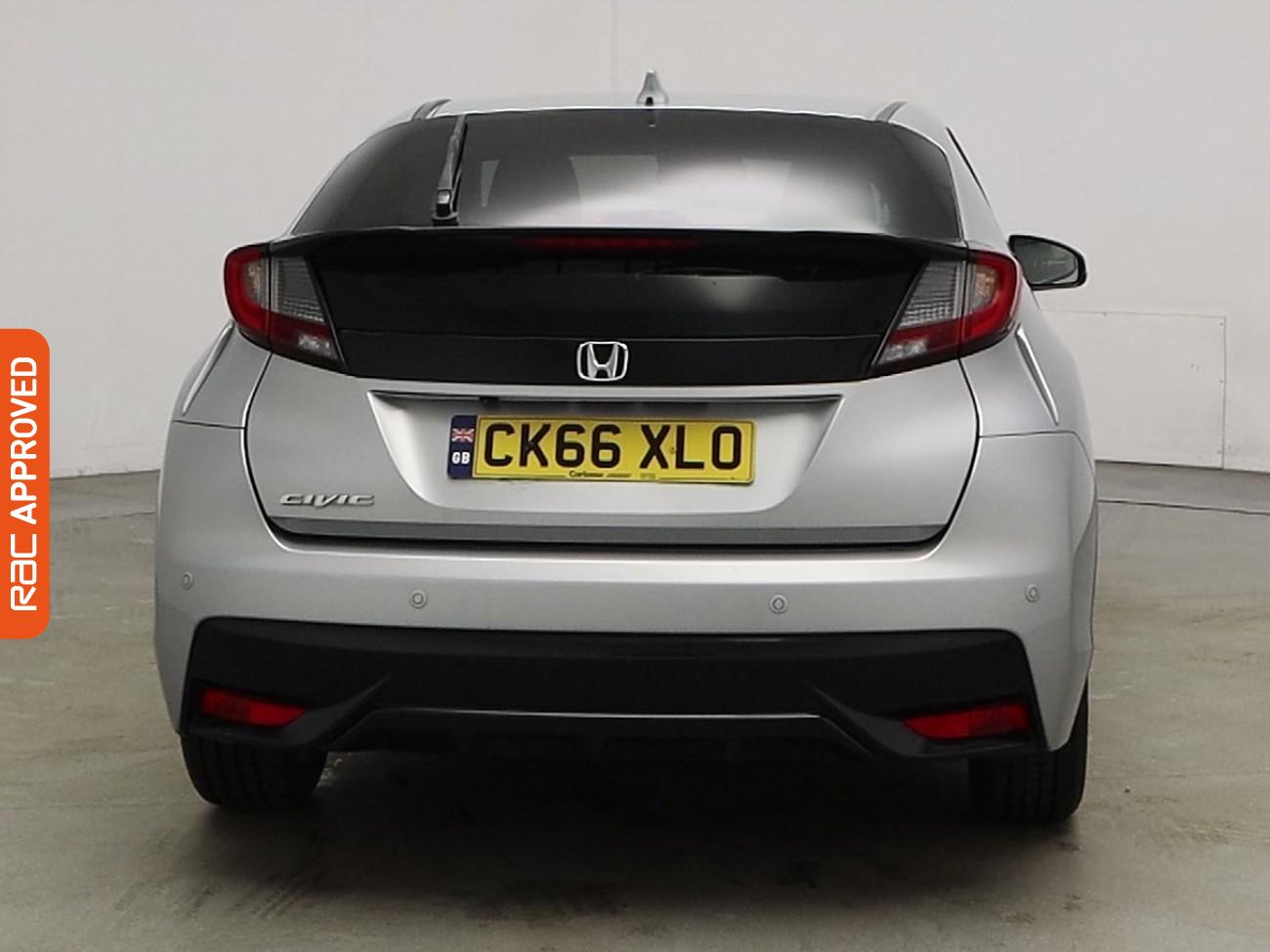 Used Honda Civic 2016 for sale - 76156472: Photo 8