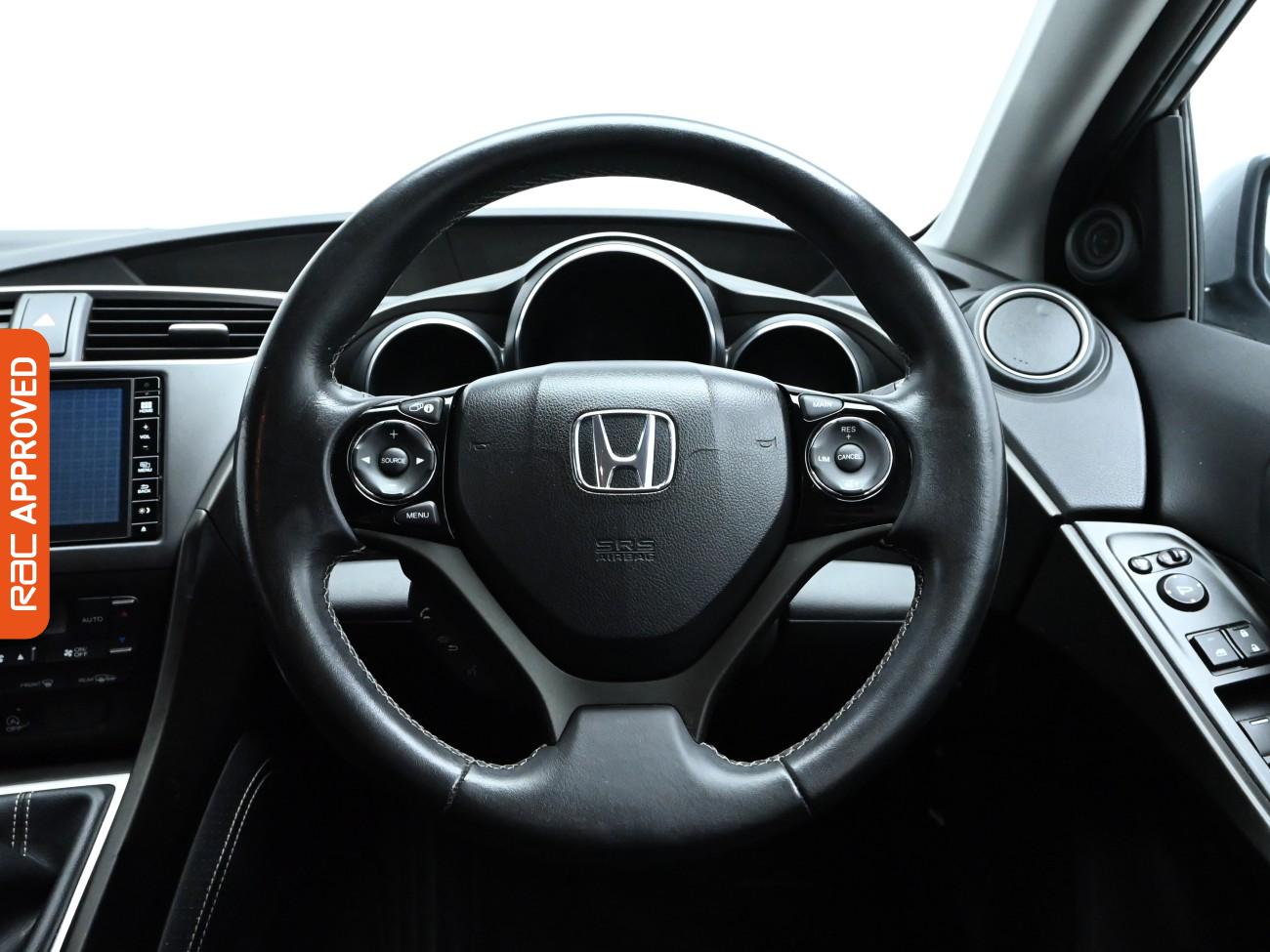 Used Honda Civic 2016 for sale - 76156472: Photo 9