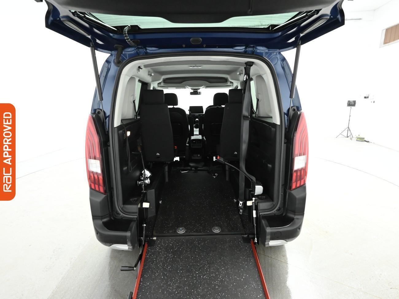 Used Peugeot Rifter 2019 for sale - 77443937: Photo 13