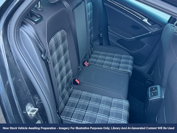 Used Volkswagen Golf 2015 for sale - 76491155: Photo