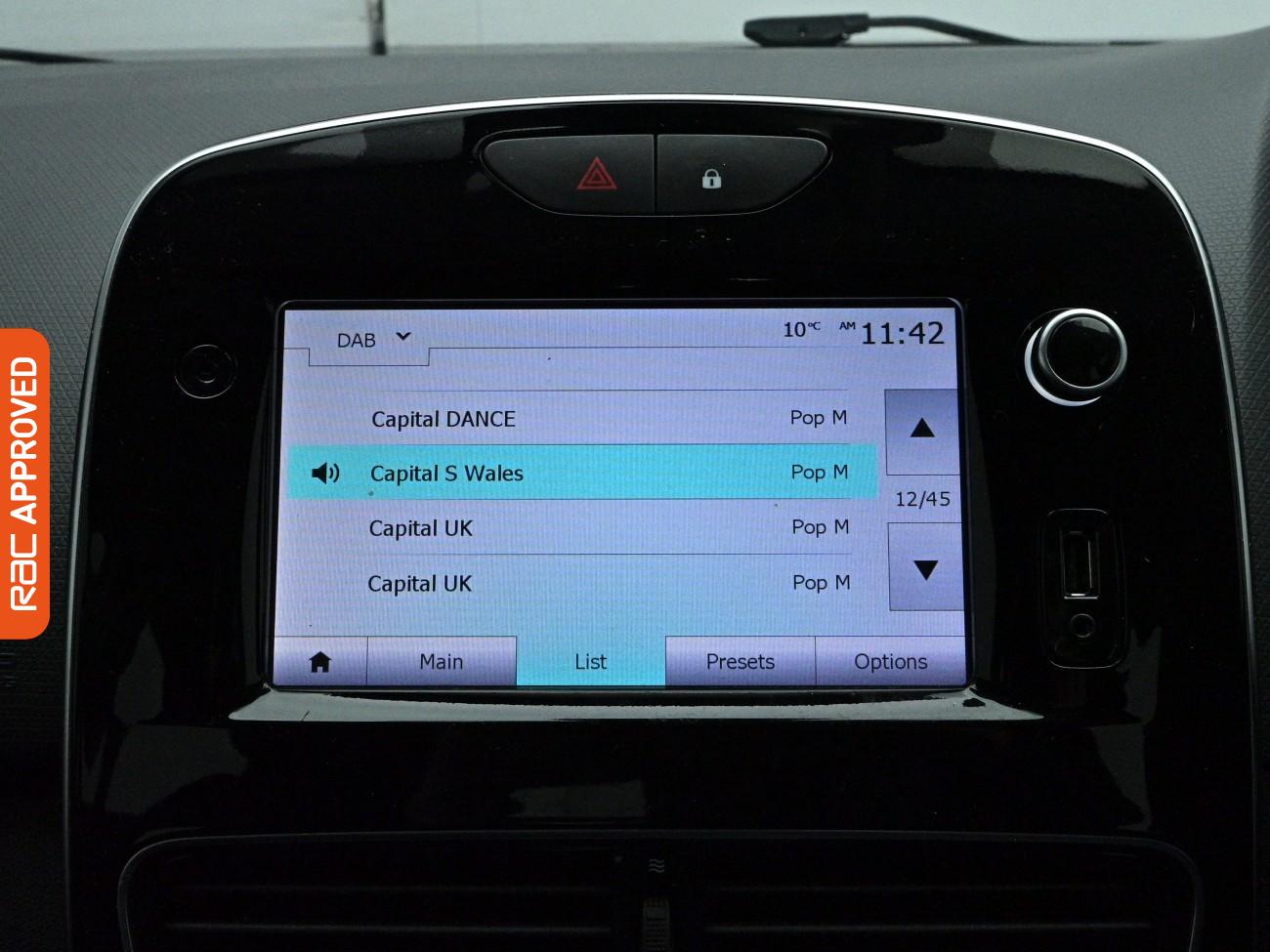 Used Renault Clio 2018 for sale - 78139200: Photo 3