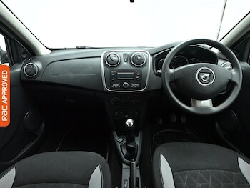 Used Dacia Sandero Stepway 2016 for sale - 78852054: Photo