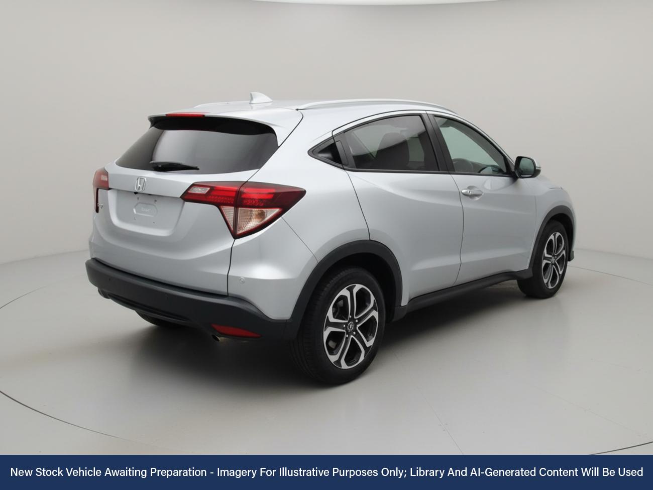 Used Honda HR-V 2017 for sale - 76391074: Photo 2