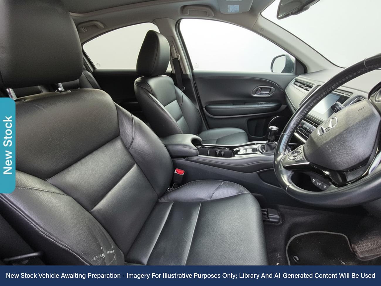 Used Honda HR-V 2017 for sale - 76391074: Photo 3