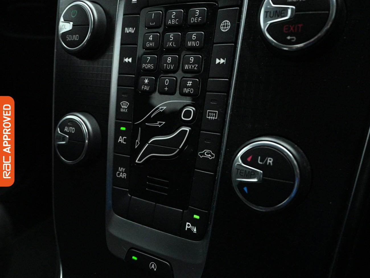 Used Volvo V40 2019 for sale - 77692289: Photo 18