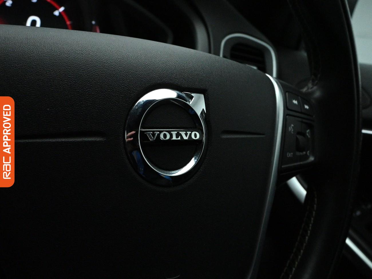 Used Volvo V40 2019 for sale - 77692289: Photo 24