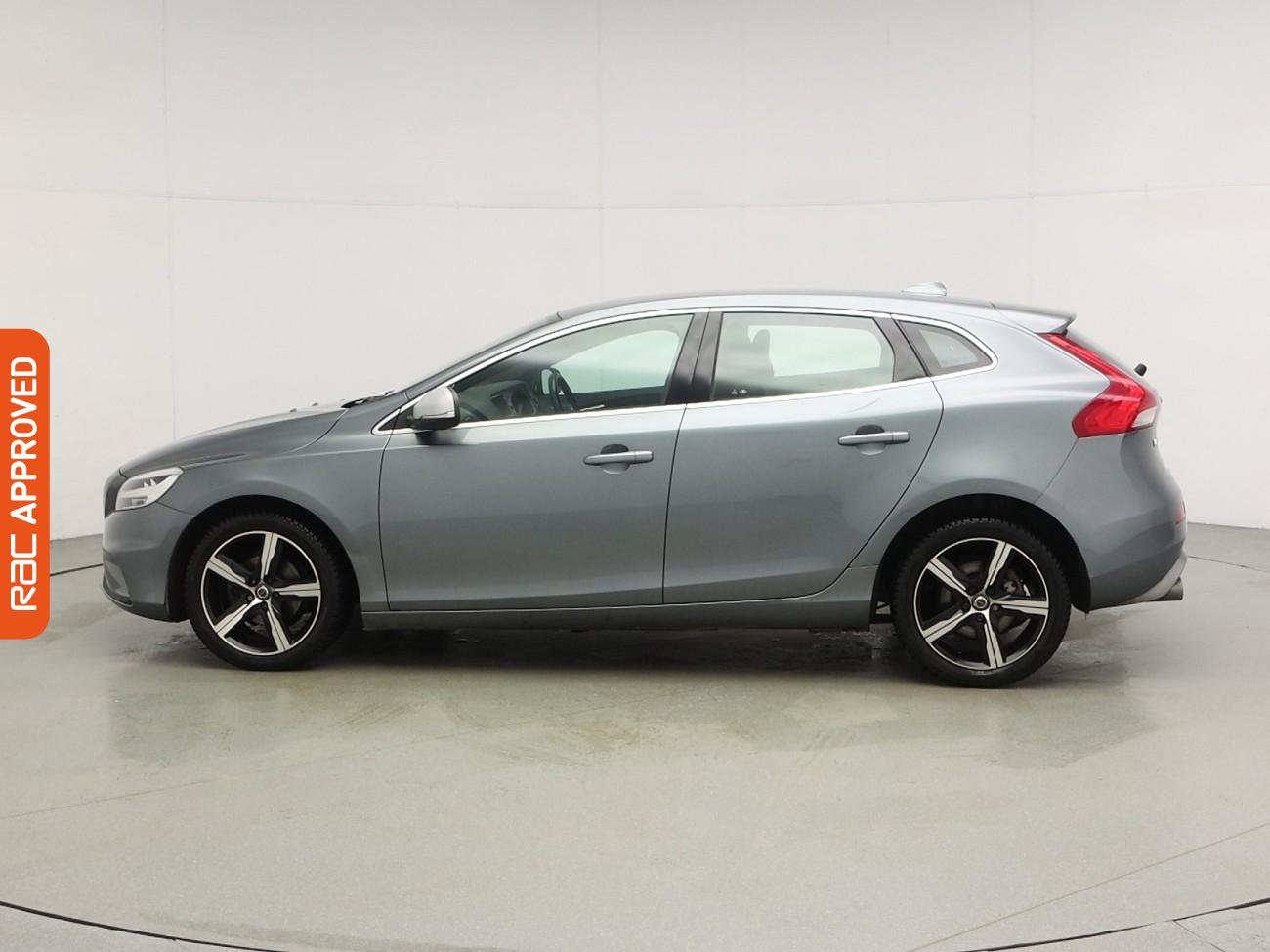 Used Volvo V40 2019 for sale - 77692289: Photo 31