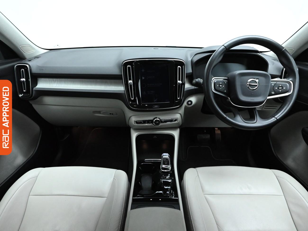 Used Volvo XC40 2019 for sale - 76836393: Photo 2