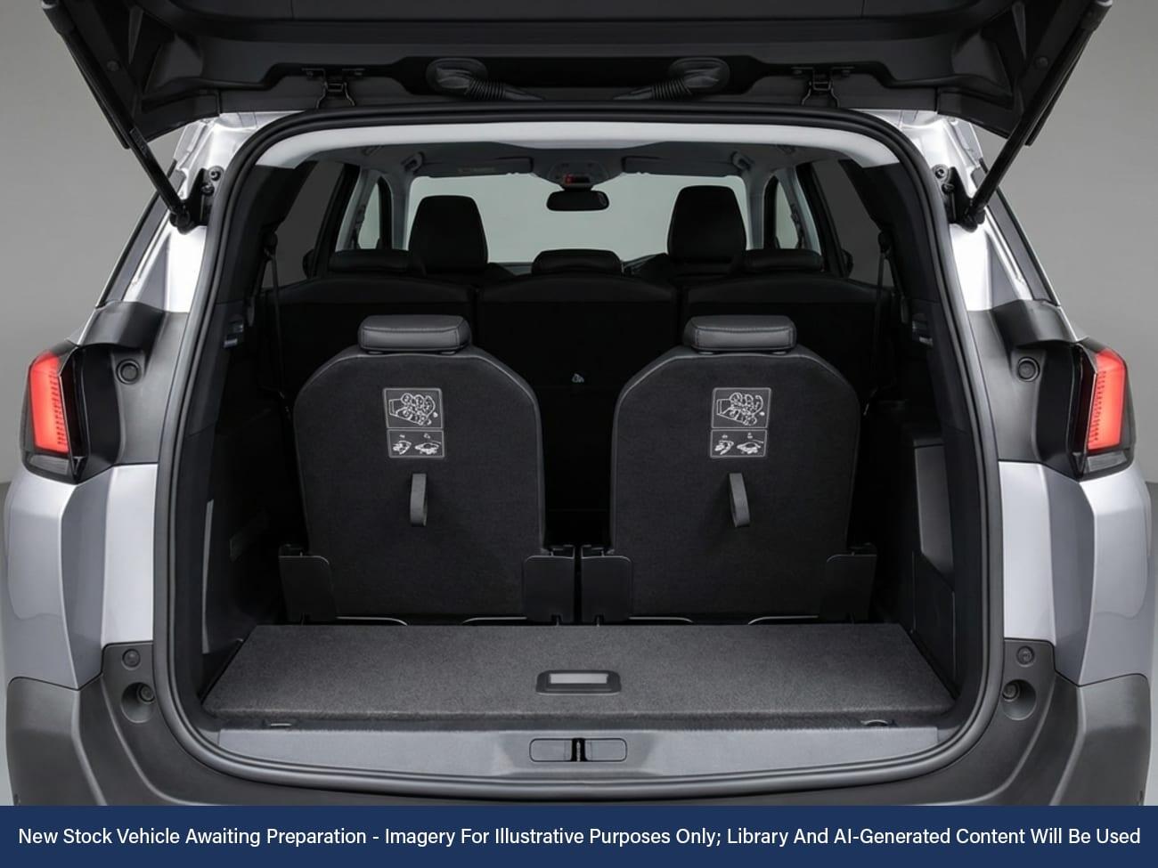 Used Peugeot 5008 2021 for sale - 77037442: Photo 6