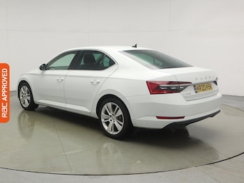 Used Skoda Superb 2020 for sale - 77535440: Photo