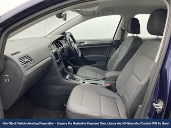 Used Volkswagen Golf 2017 for sale - 77661592: Photo