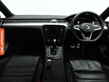 Used Volkswagen Passat 2019 for sale - 79500025: Photo