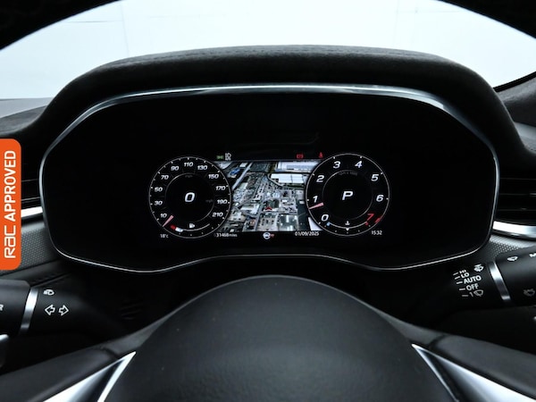 Used Jaguar F-Pace 2021 for sale - 75674021: Photo 12