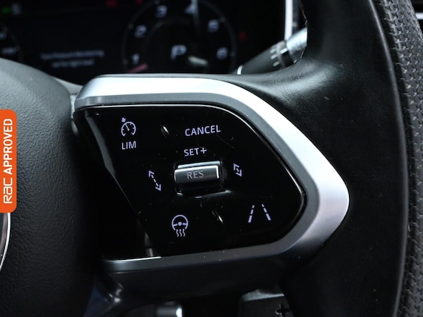 Used Jaguar F-Pace 2021 for sale - 75674021: Photo 26