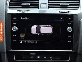 Used Volkswagen Golf 2017 for sale - 75331548: Photo