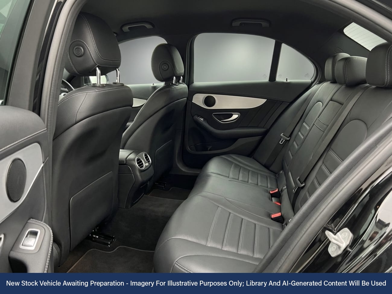 Used Mercedes-Benz C Class 2019 for sale - 78038173: Photo 4