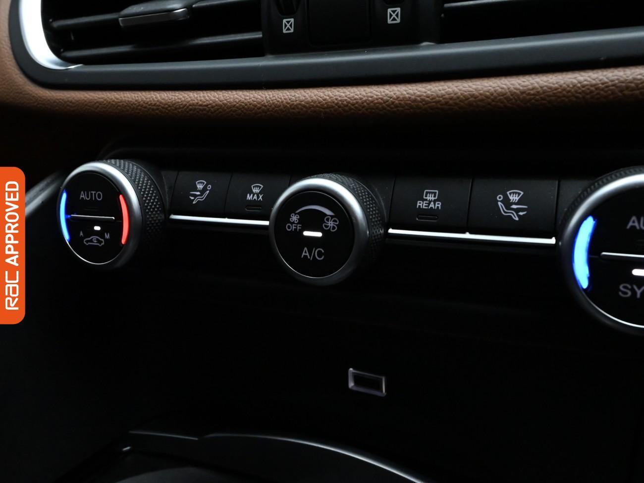 Used Alfa Romeo Giulia 2020 for sale - 76219990: Photo 14