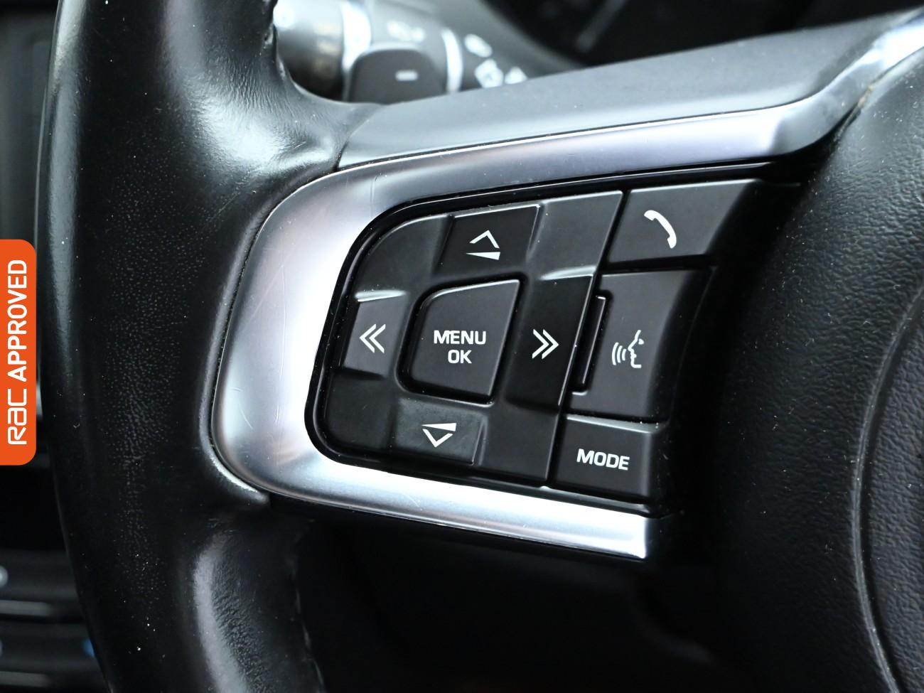 Used Jaguar F-Pace 2017 for sale - 75983360: Photo 19