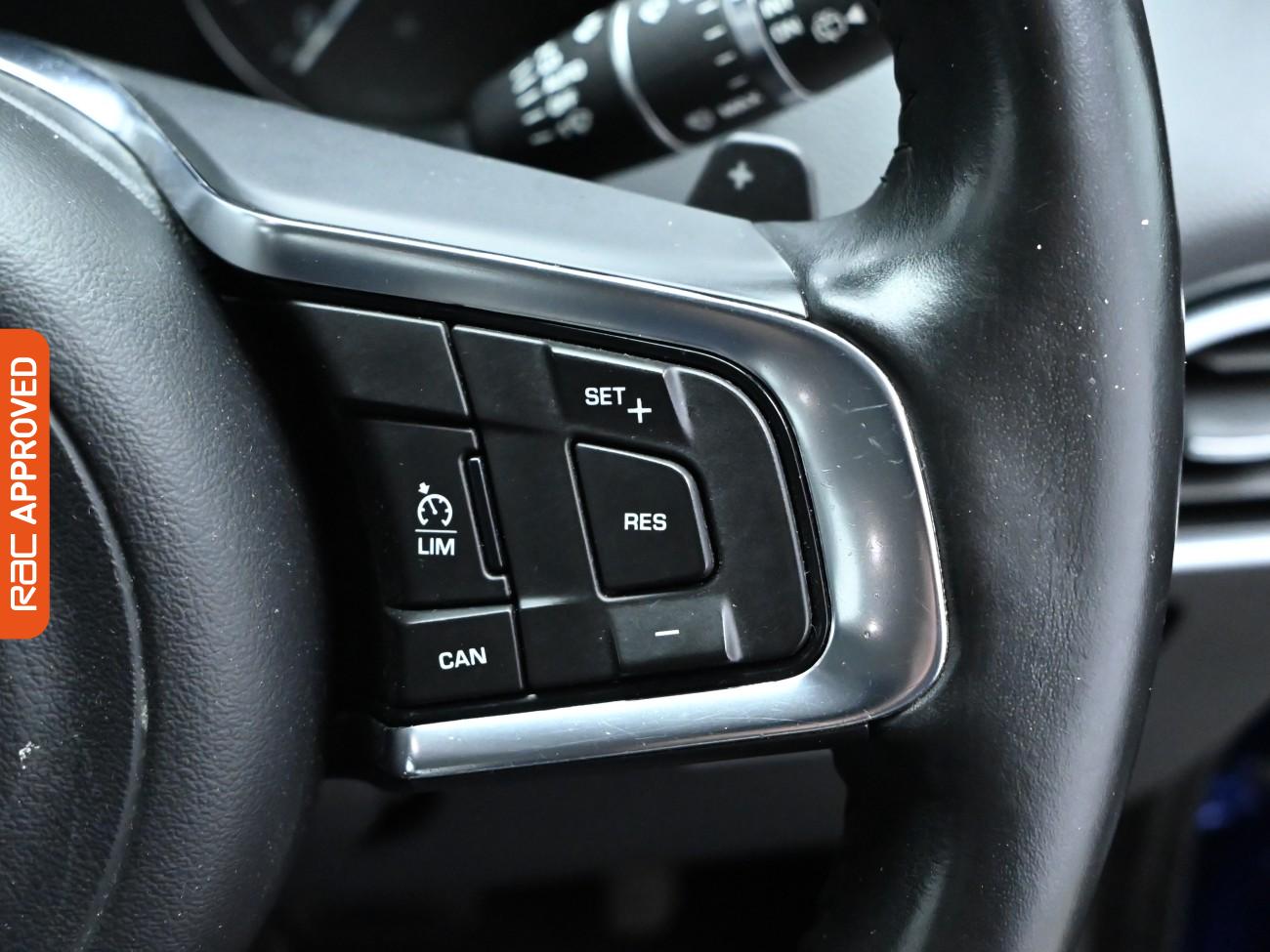 Used Jaguar F-Pace 2017 for sale - 75983360: Photo 21